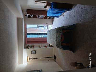 Female to share spacious condo Main Photo