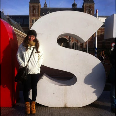 35 year old woman searching for Venice room Main Photo