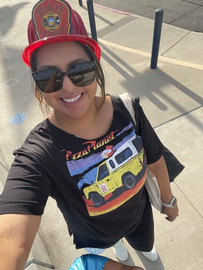 Working mom and son need room in Anaheim now Main Photo