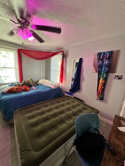 Room Available Main Photo