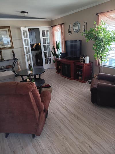 Share Nice Home Main Photo