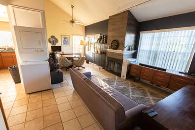 🏡 Private Room w/ Private Bathroom – Huntington B Main Photo