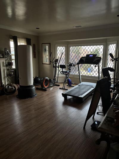 Nice Room with home and garden access Main Photo