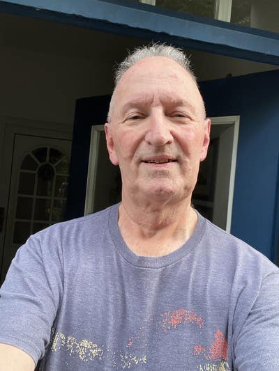 Room share with retired male Main Photo