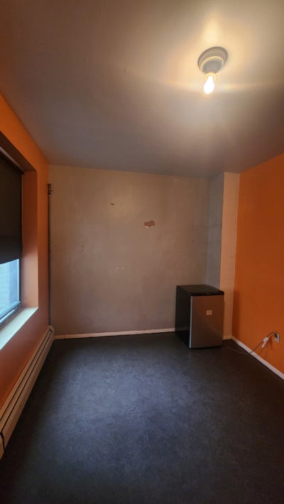 Room for Rent Main Photo