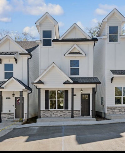 3rd Floor bedroom with Private Bathroom for Rent Main Photo