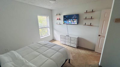 Welcome! 3Br/2bth Main Photo