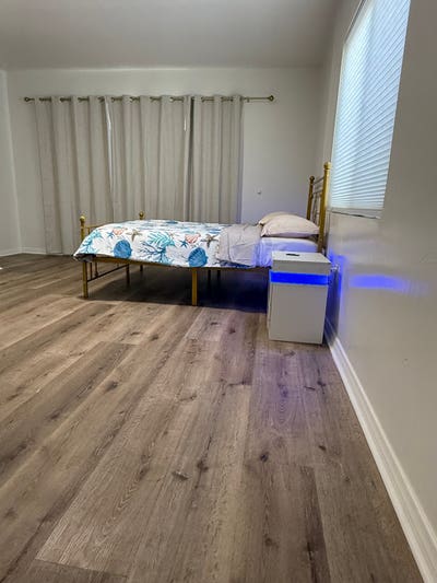 Master Room for Rent Main Photo