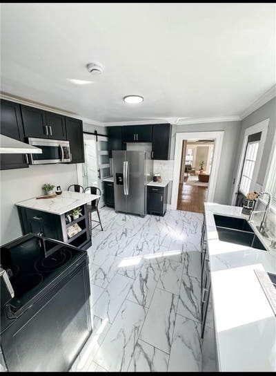 Room for Rent in STUNNING home in the beautful Pa Main Photo