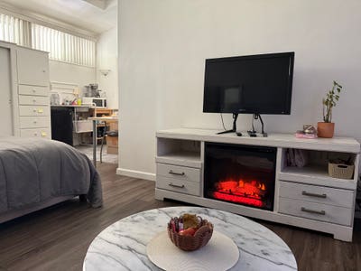 Studio near Friendly HillsWhittier Main Photo