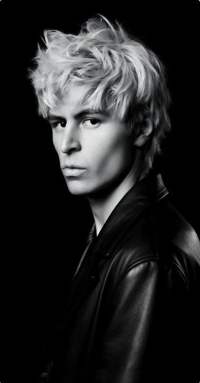 Male looking for a room in Los Angeles Main Photo