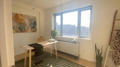 1 bedroom available in UES? East Harlem Main Photo