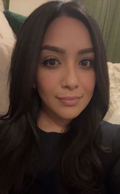 Female needs Northridge room as soon as possible Main Photo