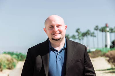 37 year old male looking for room in Long Beach Main Photo