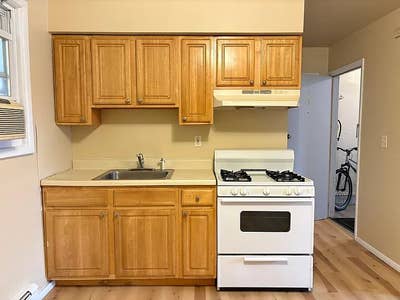 Quiet Apartment | Utilities Included Main Photo