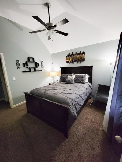 Quite Room in Union City  Main Photo