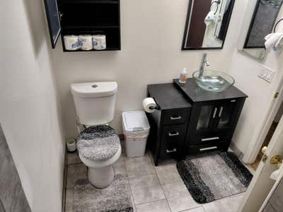 Large room for rent Main Photo