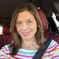 Reliable woman looking for a room in Long Beach Main Photo