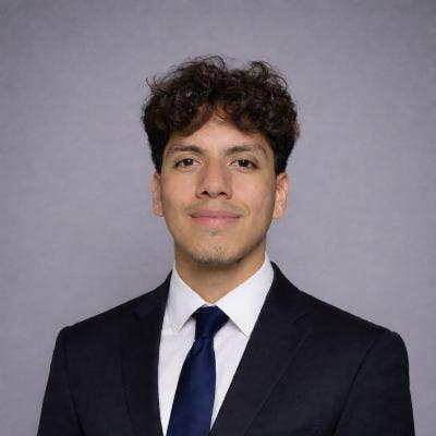 Summer Intern seeking short Sublet  Main Photo