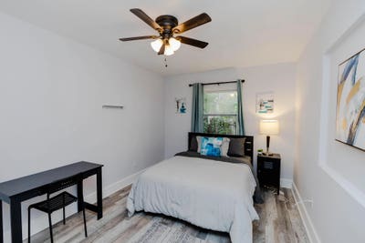 Tampa Private Rooms |Full Bed | 1st Floor | Light Main Photo