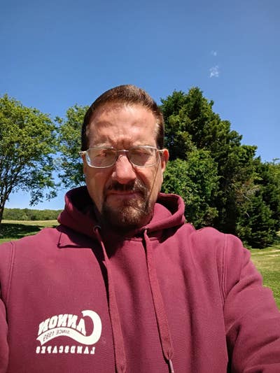 Looking for a room ,house , studio in VA bch,Va  Main Photo