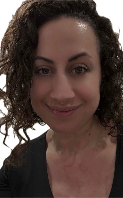 Responsible woman needs Mission Viejo room Main Photo