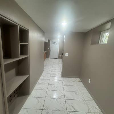 Spacious One Bedroom apartment Main Photo