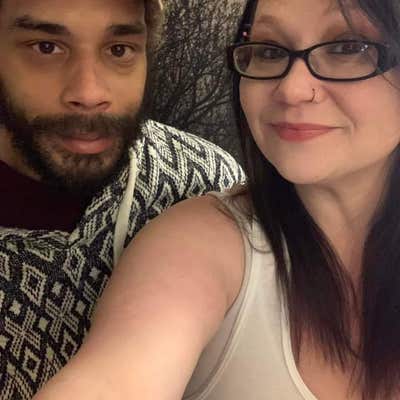 Looking for a room to rent Main Photo