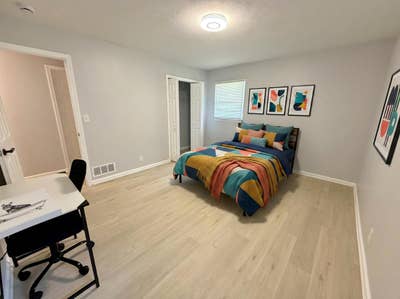  Live with Like Minded Professionals Seeking value Main Photo