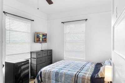 Fully Furnished Rooms with Private Bath_Utilities Main Photo