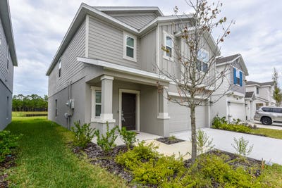     Lake_View Solar Home | 6BR | Modern & Spaciou Main Photo