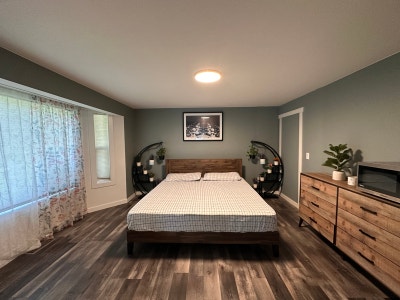 Cozy Single Unit in Arlington | 1 Bed 1 Bath | $mo Main Photo