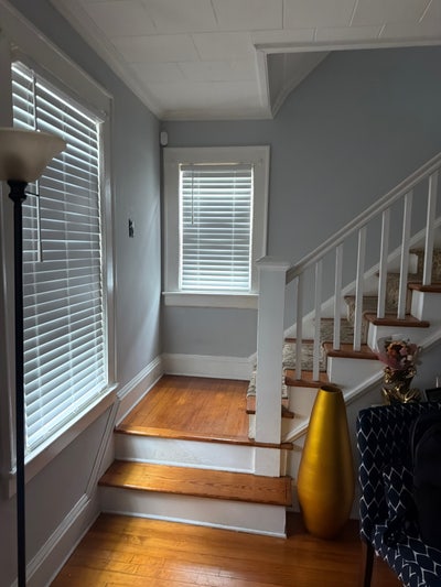 Huge Room WiFi Utilities included  Main Photo