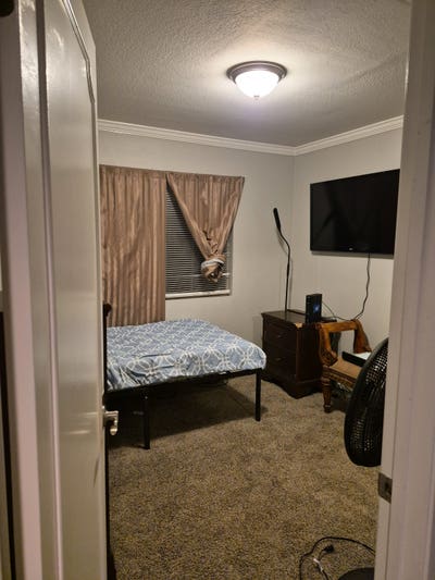 Room for rent Main Photo