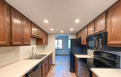 2 room rent  Main Photo