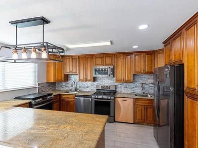 Belmont CA Apartment Move-In Ready Now Main Photo