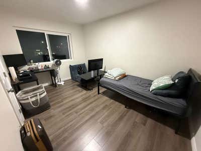 Furnished Room in Modern LA Apartment (3 months) Main Photo