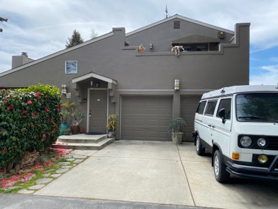 Beach Home in Quiet Neighborhood Main Photo