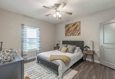 Comfortable Private Room w/ Own Bath Main Photo