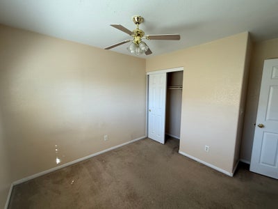 Looking for Roommate Main Photo