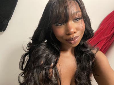 Female 24 looking for a room in Los Angeles Main Photo