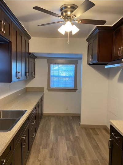 This spacious 2-bedroom, 2-bathroom apartment. Main Photo