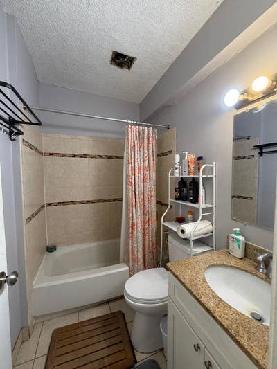 🏡 Accommodation Available - 1/2 people  Main Photo