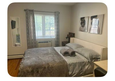 _ Room 19C Main Photo