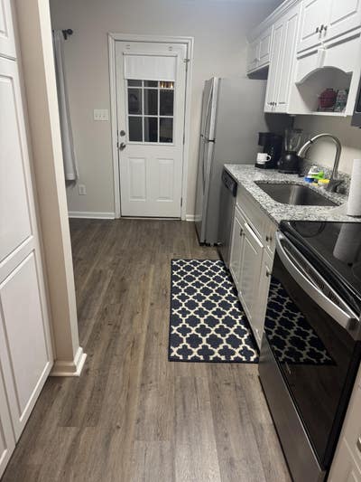 Well manicured condo fully furnished  Main Photo