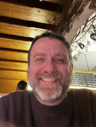 Looking for room or studio – Short Hills area Main Photo