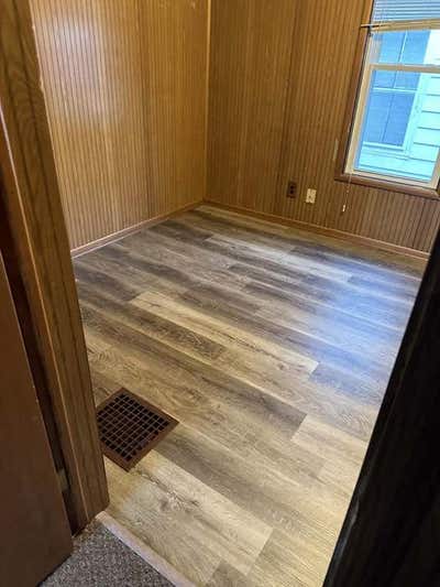 Looking for a roommate  Main Photo