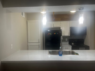 $1,800 sublease Main Photo