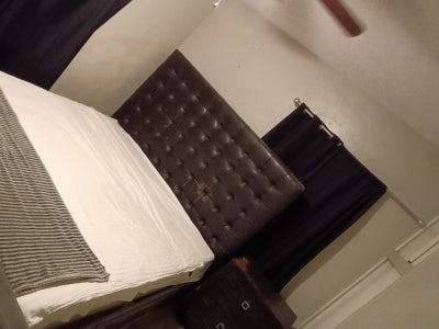 Cute 3 bedroom home share still open Main Photo