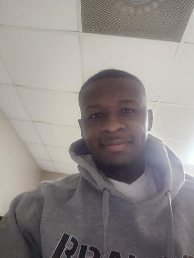 Room wanted in Tampa-fl  Main Photo